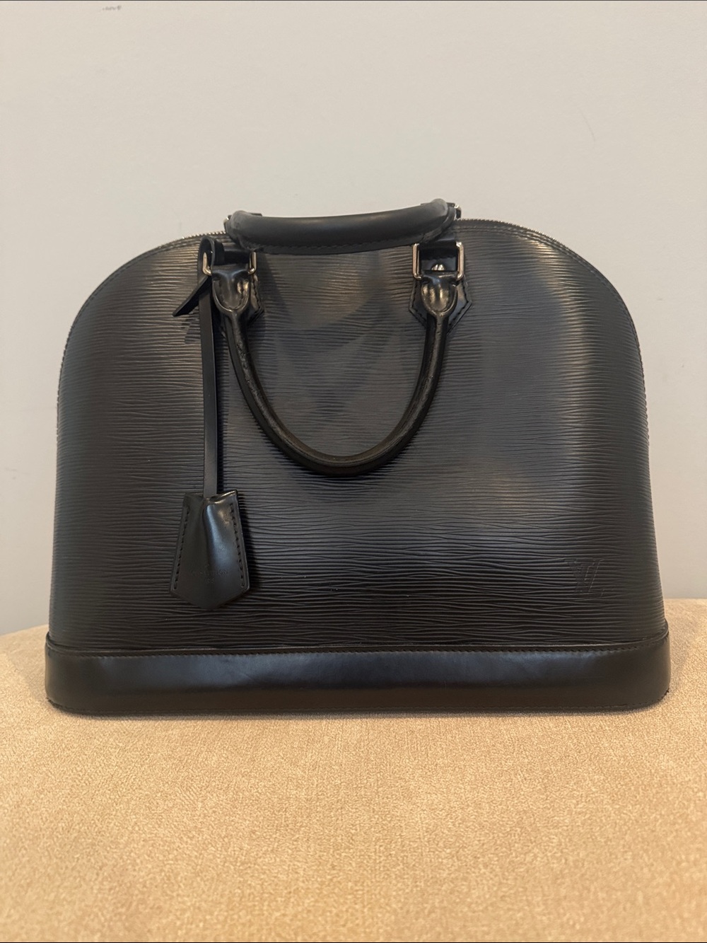 Louis Vuitton Black Alma Pm